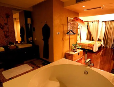 兰州养生会所的黄昏恋：当爱情遇上八十岁